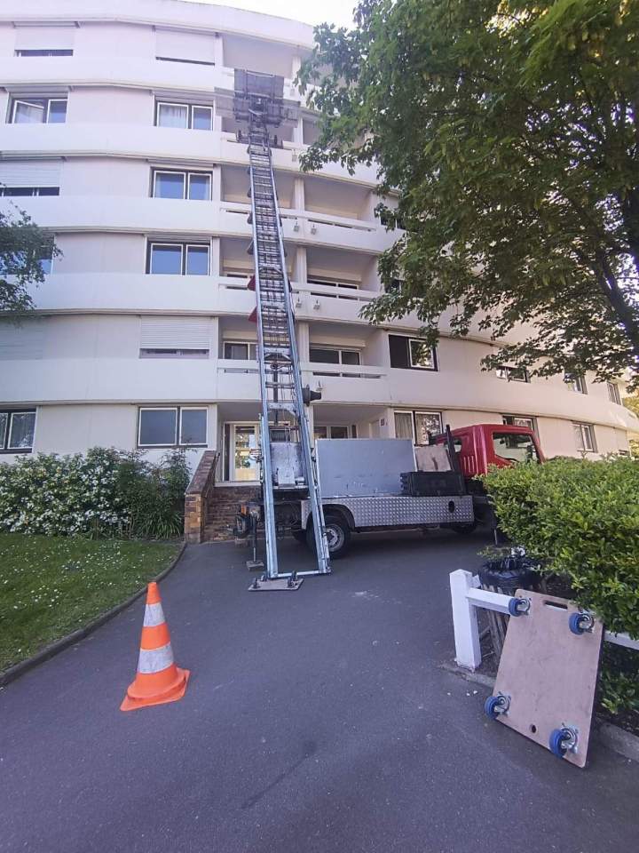 Prestations de transport routier fiables pour toutes distances.
